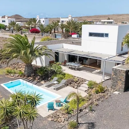 Majanicho Rock By Aura Collection Villa La Oliva